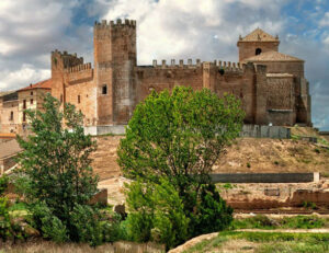 castillo-monteagudo-de-las-vicarias-soria-ni-te-la-imaginas-3