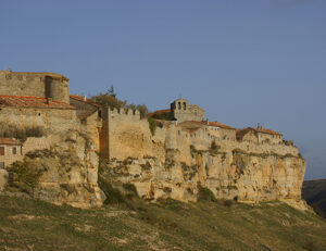 villa fortificada de rello