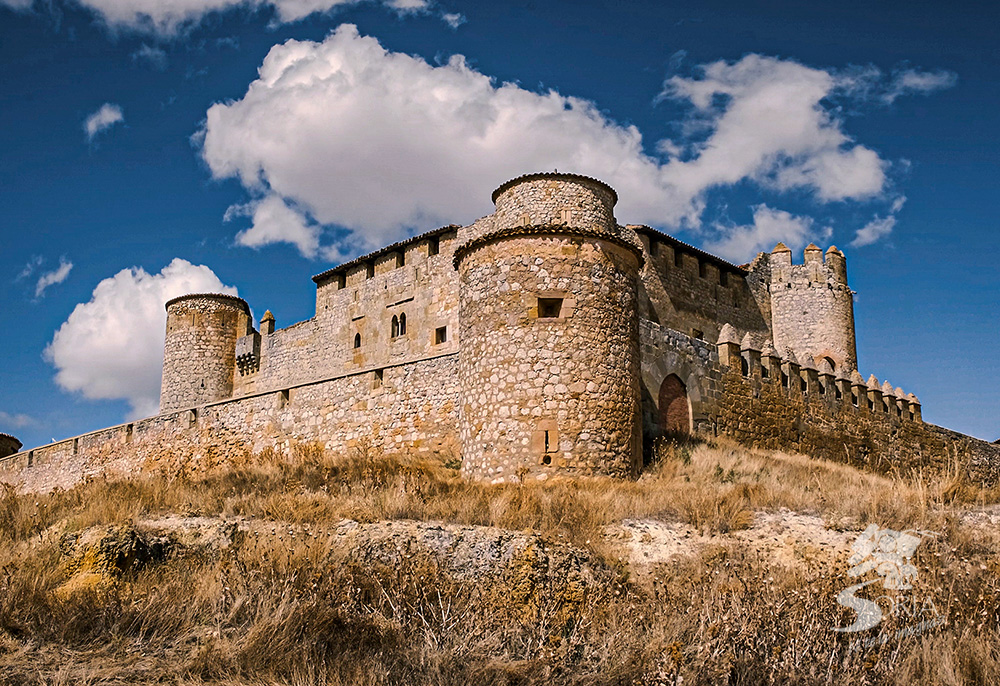 Castillo de Almenar de Soria, escenario de la serie El Cid