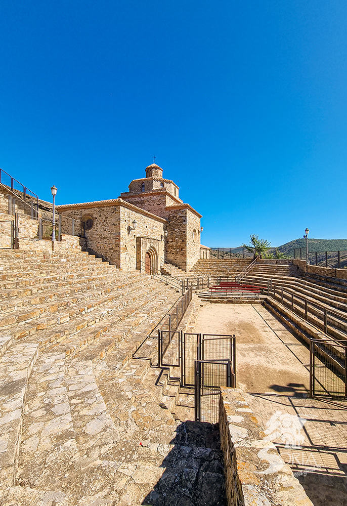 Escenario del paso del fuego, ermita de la Virgen de la Peña en San Pedro Manrique