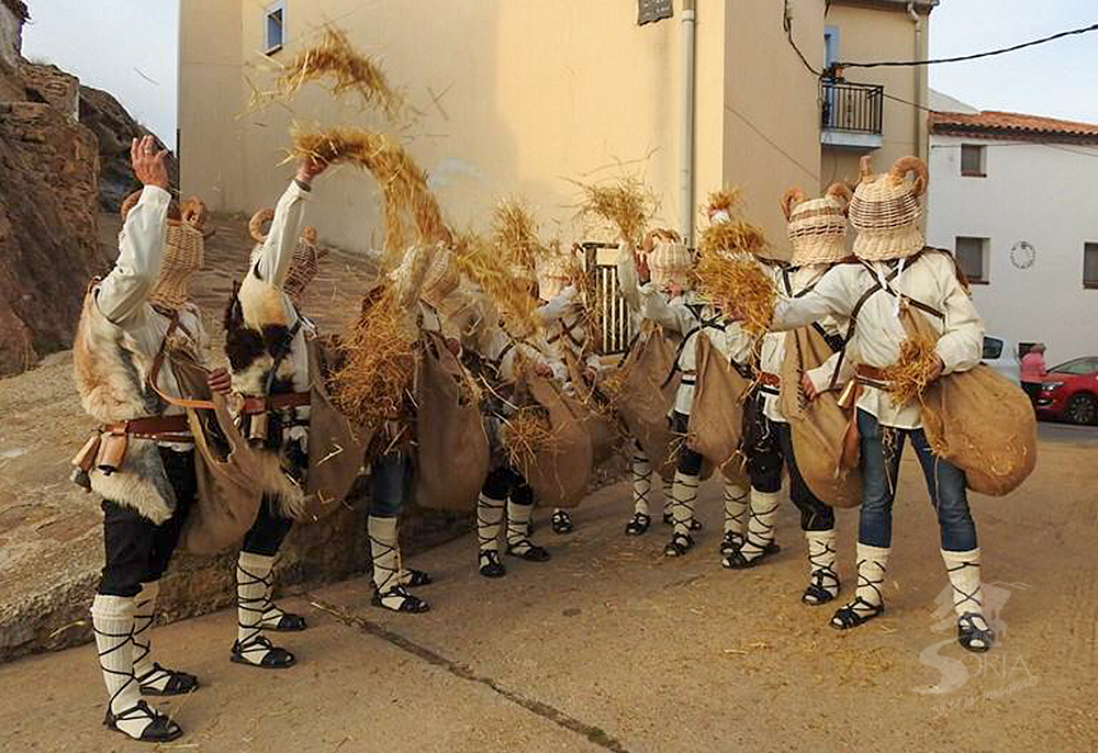 Carnaval Borobia los Zarrones Soria ni te la Imaginas