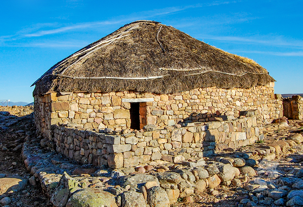 Reconstrucción de vivienda en Numancia